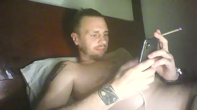 Snapshot of Danjamez1892 chatting on March 4, 2025, 11:32 pm Danjamez1892 online show from March 4, 2025, 11:32 pm