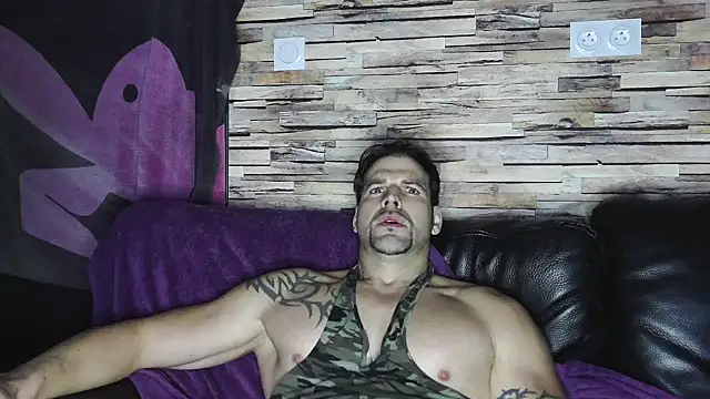 XxBigboybandxX online show from January 3, 2025, 7:07 pm