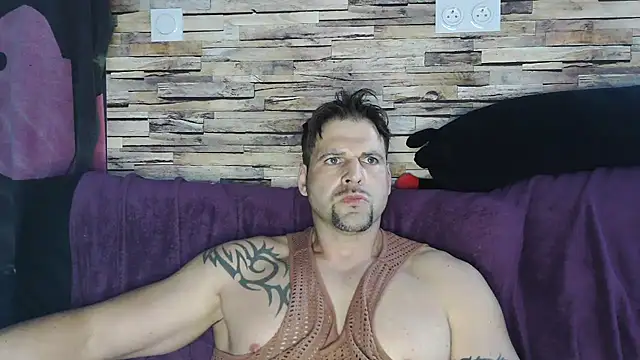 XxBigboybandxX online show from March 16, 2025, 2:44 pm