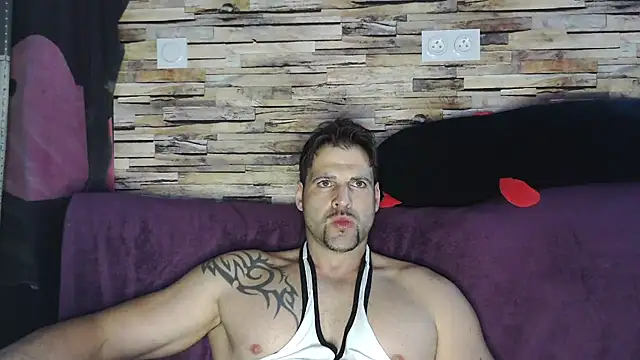 XxBigboybandxX online show from March 22, 2025, 3:31 pm