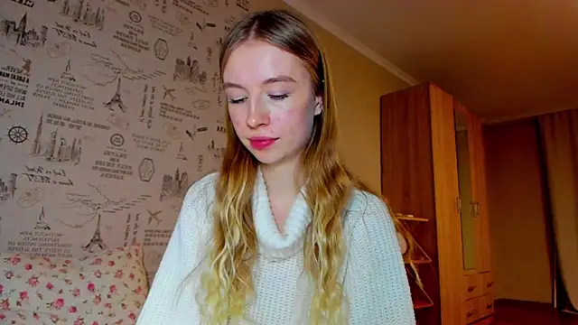 minidivaa  online show from January 14, 2026, 10:25 pm