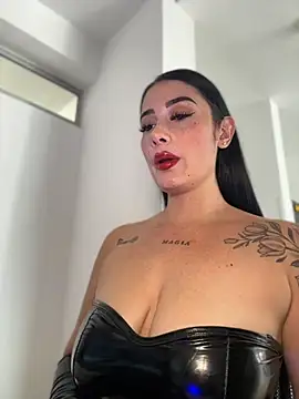 Libia James online show from July 15, 2026, 8:03 pm