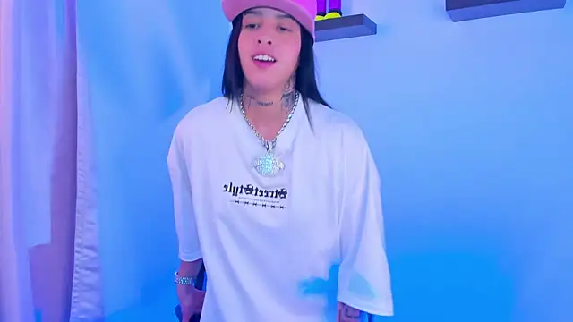 Gangster Girl online show from January 4, 2025, 10:24 pm