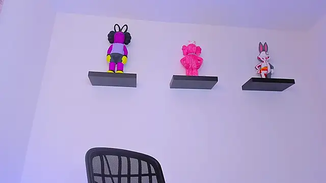 Gangster Girl online show from February 19, 2025, 2:23 am