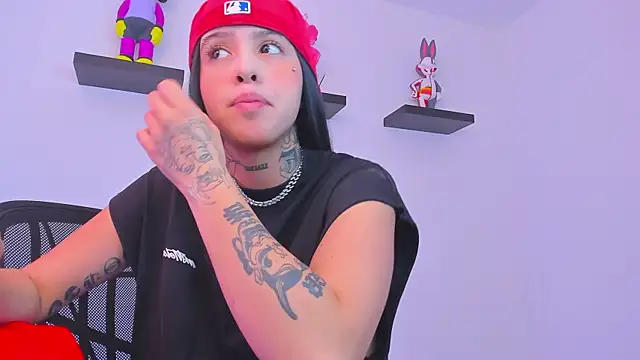 Gangster Girl online show from March 5, 2025, 2:45 pm