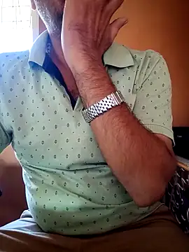 Snapshot of daddy_indian chatting on February 7, 2025, 4:48 am daddy indian online show from February 7, 2025, 4:48 am