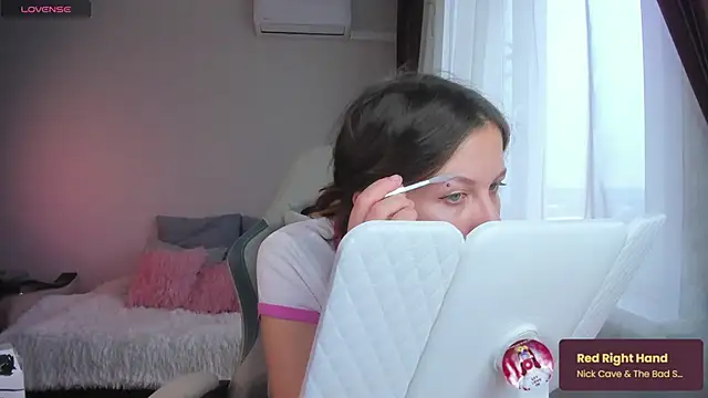 ms allison w online show from March 5, 2025, 11:28 am