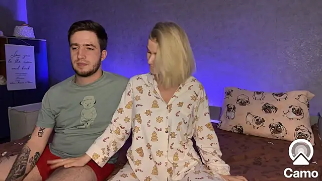 Adelovenick online show from December 11, 2024, 8:07 pm