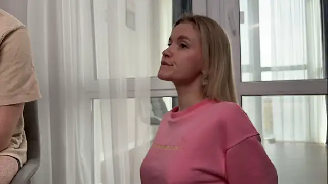 Adelovenick online show from March 15, 2025, 8:48 am