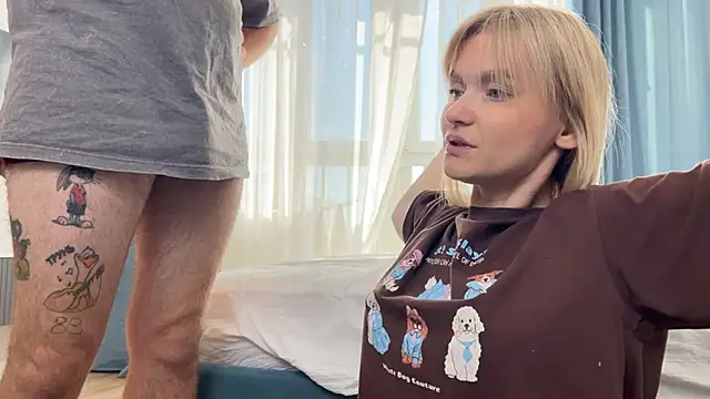 Adelovenick online show from September 14, 2025, 7:29 am