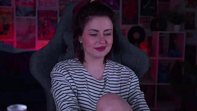 Lana  May online show from December 14, 2024, 12:33 am