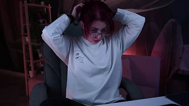 Lana  May online show from October 25, 2025, 11:07 am