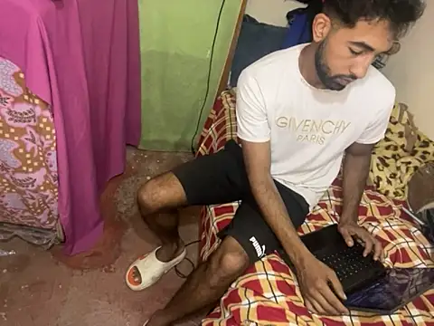 GaaTto online show from October 21, 2025, 3:02 pm