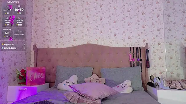 AvrillThomas online show from January 24, 2025, 6:46 pm