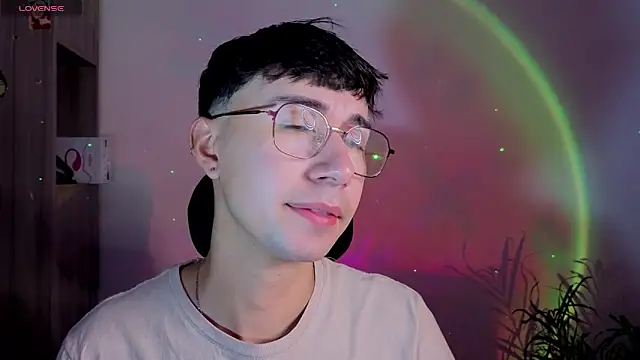 cameron cum online show from September 30, 2025, 11:37 am