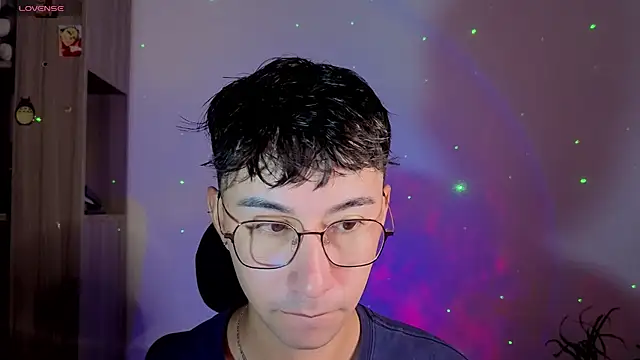 cameron cum online show from October 3, 2025, 12:35 pm