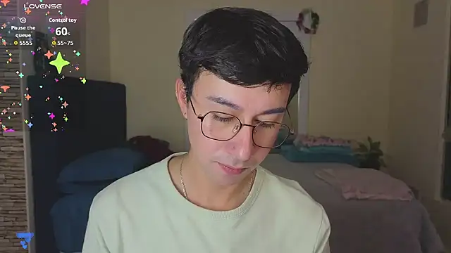 cameron cum online show from April 8, 2026, 10:04 am