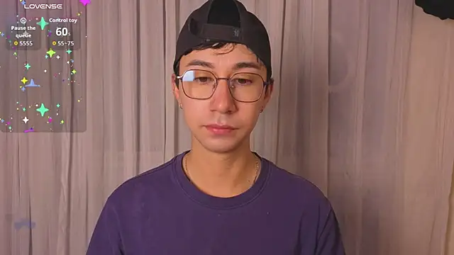 cameron cum online show from April 21, 2026, 10:43 am