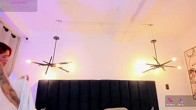 susyy7 online show from January 17, 2026, 3:33 am