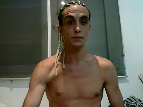 Snapshot of Lepetitmarcel chatting on May 25, 2026, 1:39 pm Lepetitmarcel online show from May 25, 2026, 1:39 pm