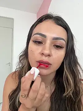 carol amorim online show from February 14, 2025, 3:26 pm