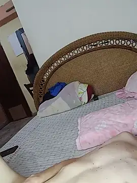 Milfvalesk online show from January 31, 2025, 10:42 pm