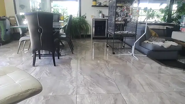 Toy-Daddy online show from April 24, 2026, 6:10 pm