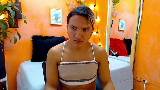 aslyhernandez 7 online show from January 3, 2025, 5:53 pm