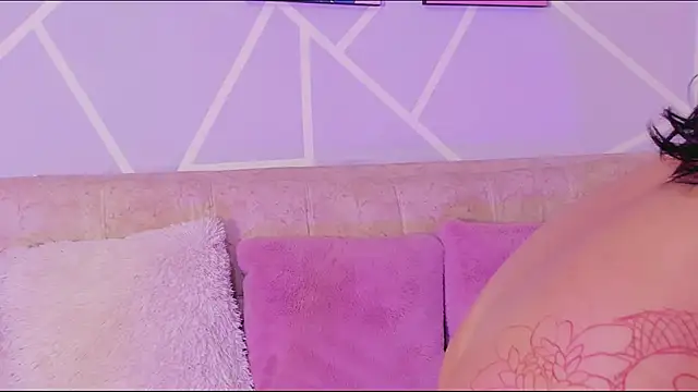 lila noa online show from September 23, 2025, 7:28 pm