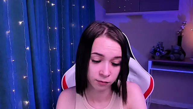 LilithStrangfor online show from December 24, 2024, 2:32 am