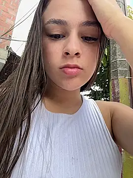 Snapshot of shaina_vasquez chatting on June 20, 2026, 6:11 pm shaina vasquez online show from June 20, 2026, 6:11 pm