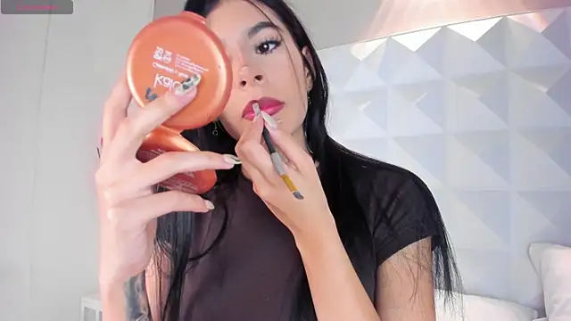 CaitlynCouper online show from February 3, 2025, 5:03 pm