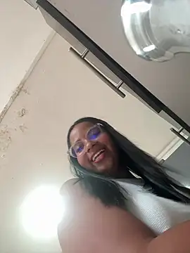 SussiSotto online show from December 15, 2024, 12:38 pm