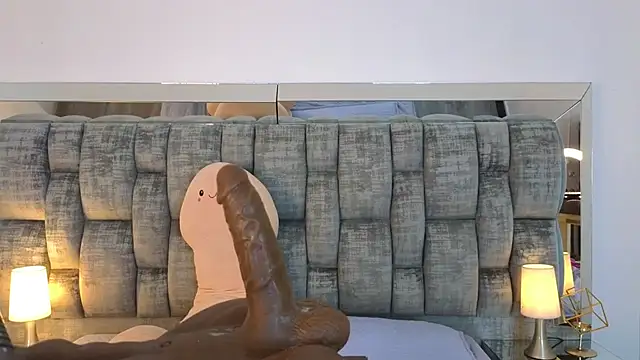 SussiSotto online show from December 29, 2024, 6:16 pm