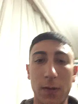 kerimyuce online show from September 14, 2025, 7:35 pm