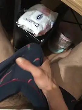 kerimyuce online show from October 18, 2025, 7:58 pm