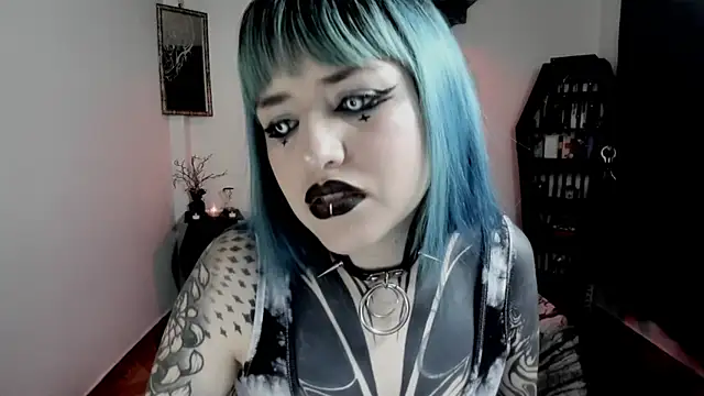 Snapshot of DimmuandDarkness chatting on May 30, 2026, 8:50 pm DimmuandDarkness online show from May 30, 2026, 8:50 pm