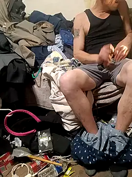 gettinit2wice online show from January 18, 2025, 11:44 pm