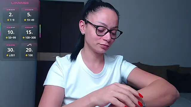 BabySerene online show from February 19, 2026, 2:51 am