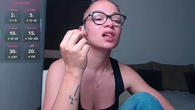 BabySerene online show from June 3, 2026, 2:14 am