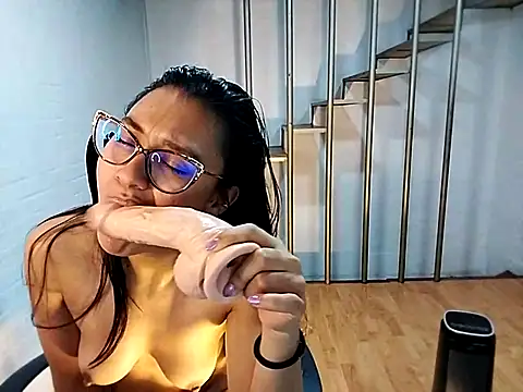 Jessie Desire online show from February 21, 2025, 6:07 am