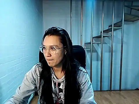 Jessie Desire online show from March 5, 2025, 6:23 am