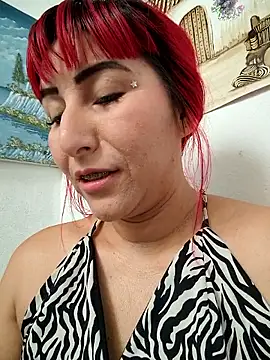 Snapshot of florecita9 chatting on June 12, 2026, 4:50 pm florecita9 online show from June 12, 2026, 4:50 pm