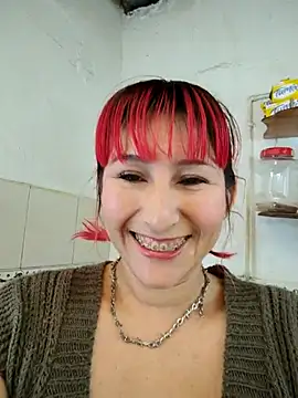 Snapshot of florecita9 chatting on July 18, 2026, 4:55 pm florecita9 online show from July 18, 2026, 4:55 pm