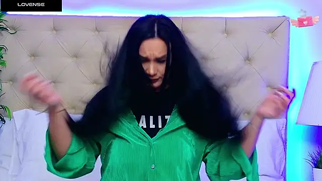 DaliyaArabian online show from January 22, 2025, 4:02 pm