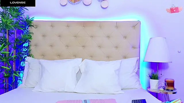 DaliyaArabian online show from February 3, 2025, 12:36 pm