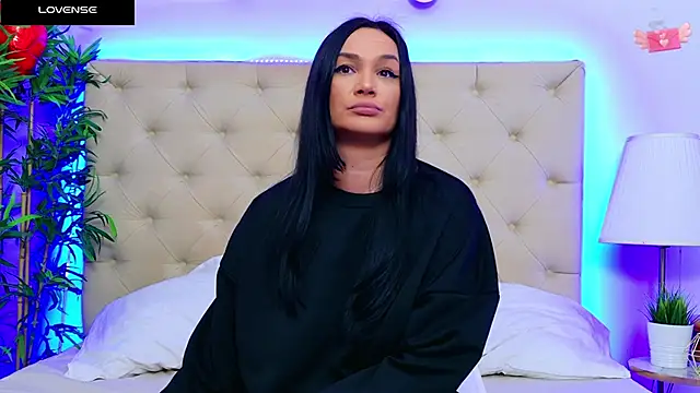 DaliyaArabian online show from February 7, 2025, 7:06 pm