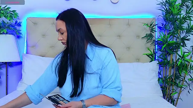 Snapshot of DaliyaArabian chatting on June 16, 2026, 12:08 pm DaliyaArabian online show from June 16, 2026, 12:08 pm
