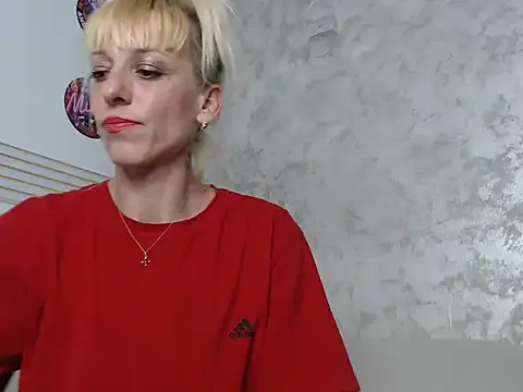 AyleenSmith online show from May 12, 2026, 6:27 pm