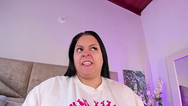 Salomesimos1 online show from February 13, 2025, 5:44 pm